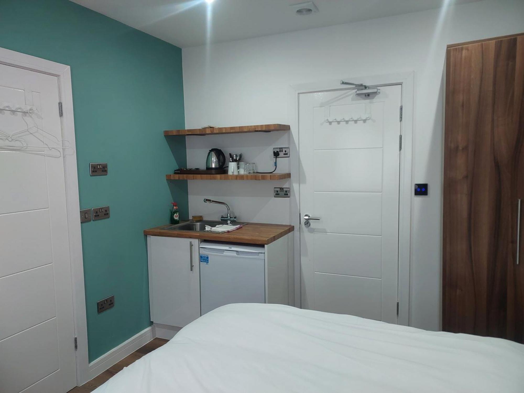 Heathrow-Windsor Guest House Слау Екстер'єр фото
