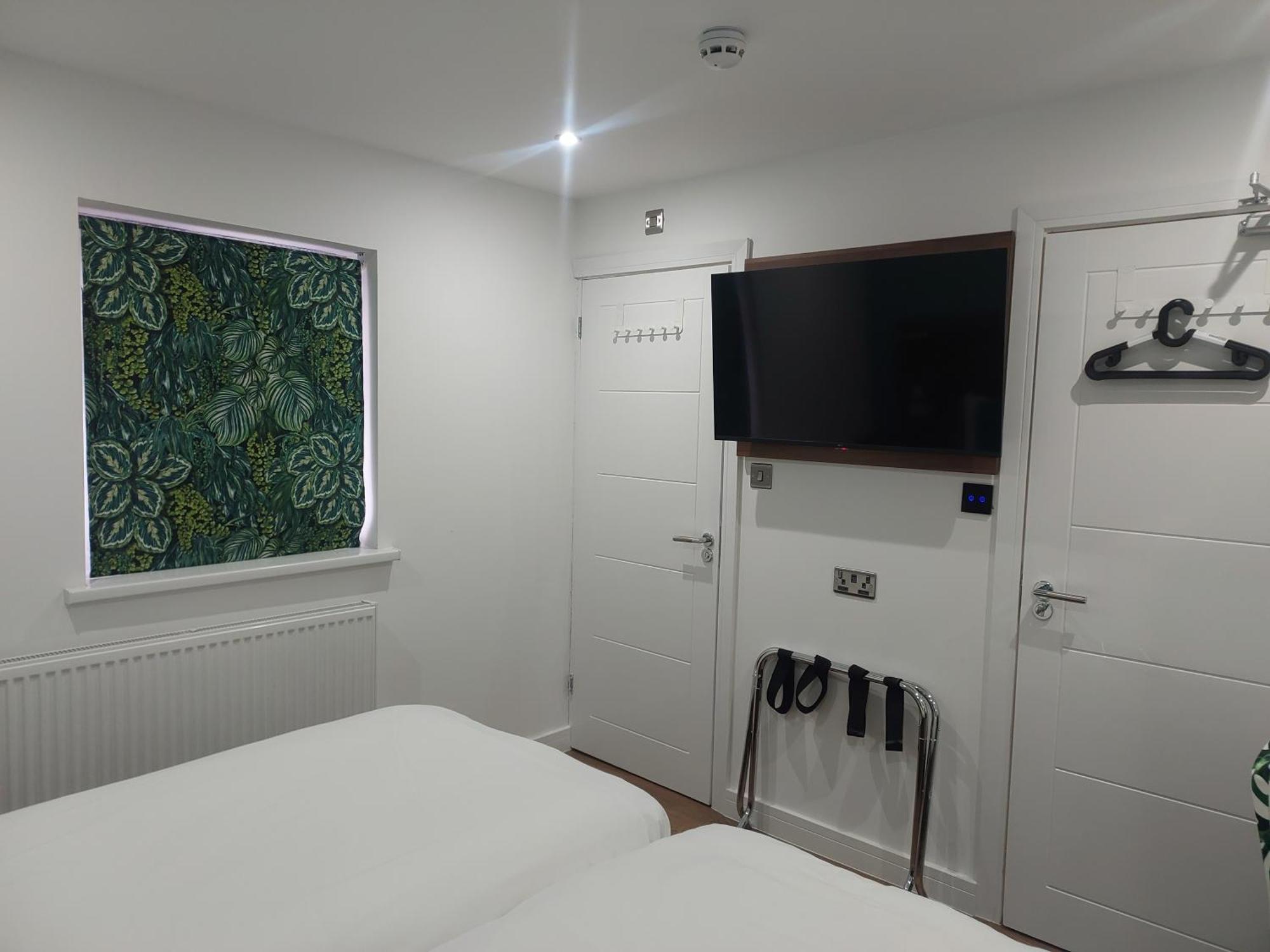 Heathrow-Windsor Guest House Слау Екстер'єр фото