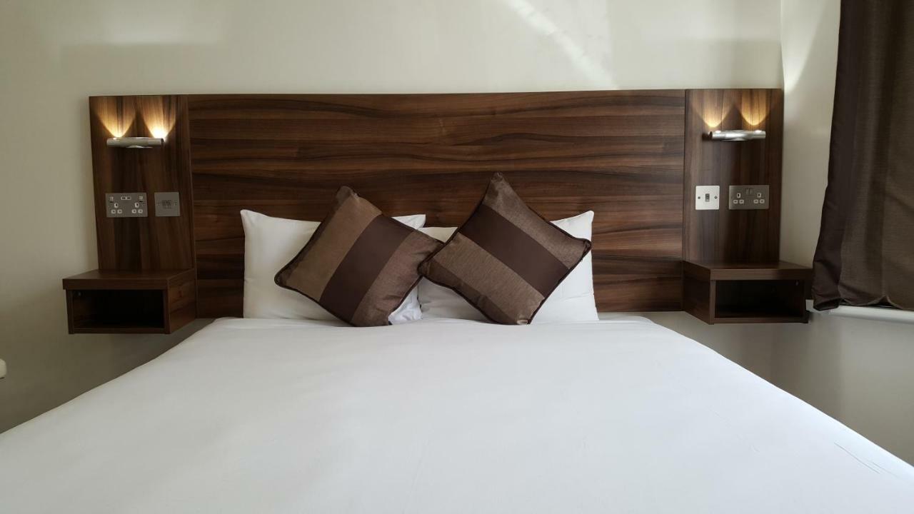 Heathrow-Windsor Guest House Слау Екстер'єр фото