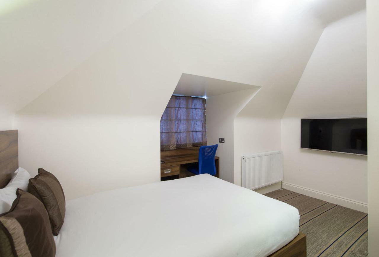 Heathrow-Windsor Guest House Слау Екстер'єр фото