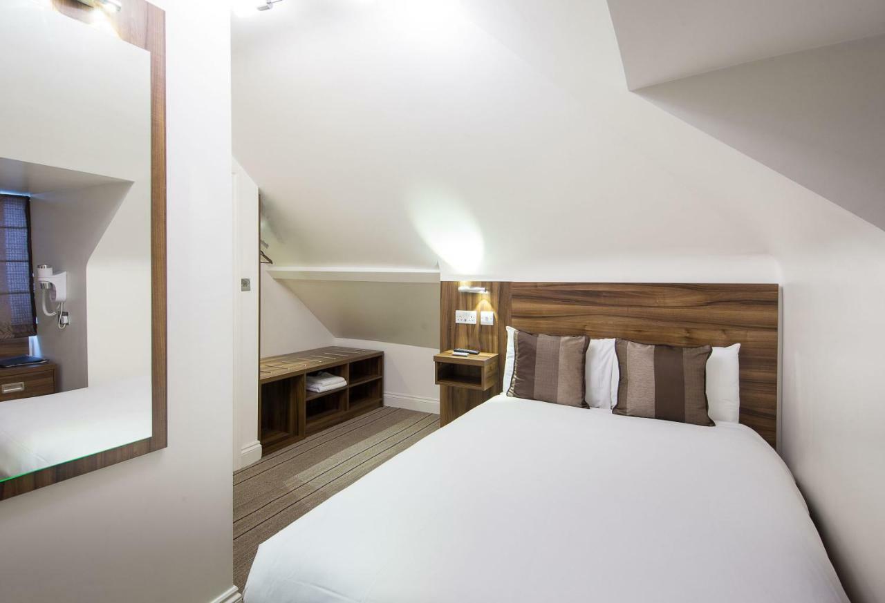 Heathrow-Windsor Guest House Слау Екстер'єр фото